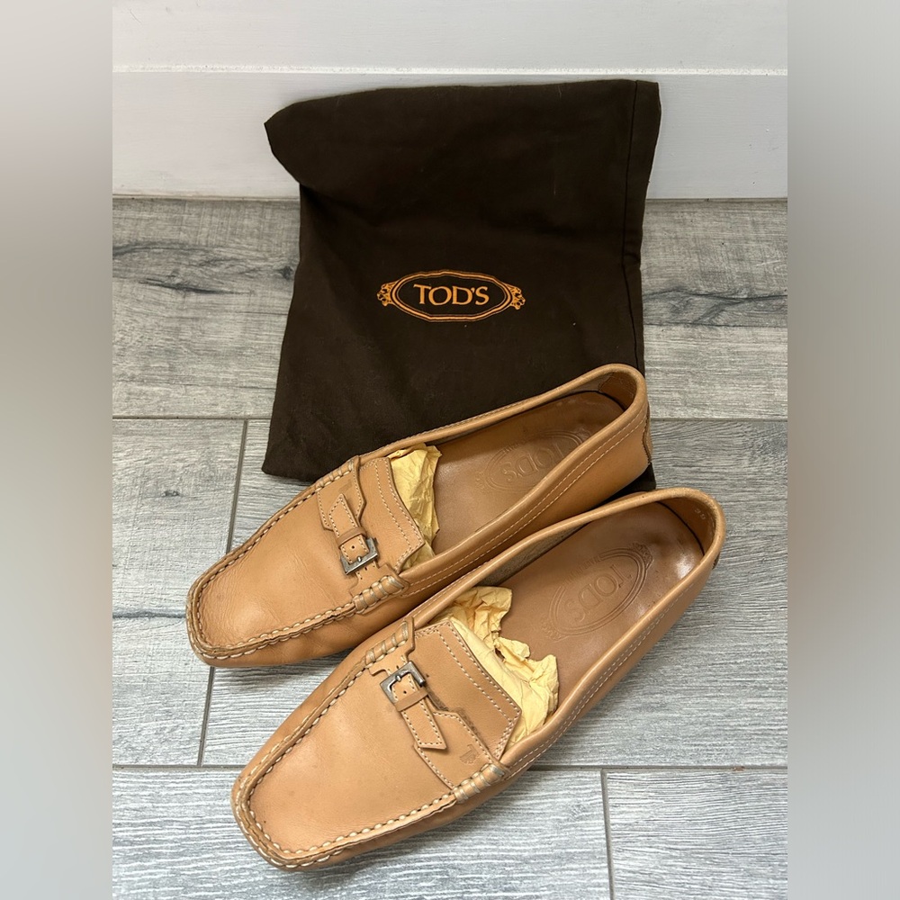 Authentic TOD’s Slipped-On Leather Loafers